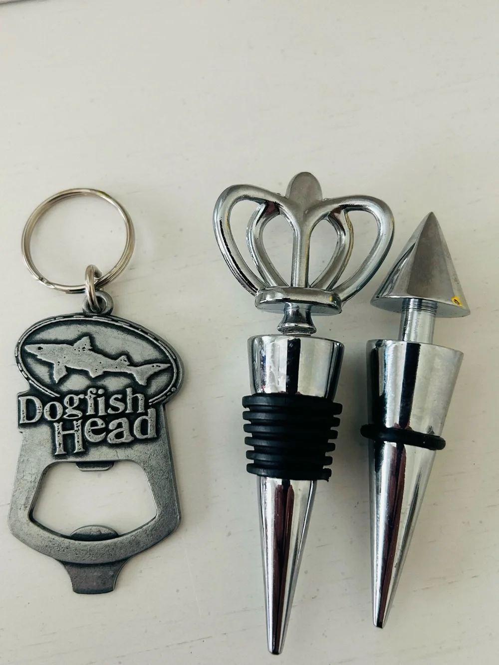 Dogfish Head Keychain Bottle Opener + Silver Wine Stoppers Bar Accessories